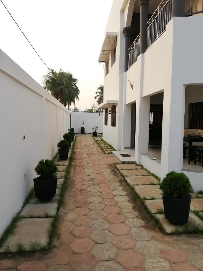 Residence Mga Hotel Ouidah ภายนอก รูปภาพ